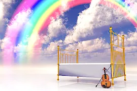 Traumszene mit vier Traumsymbolen: Im Himmel mit einem Regenbogen steht ein Bett, auf dem eine Geige liegt.